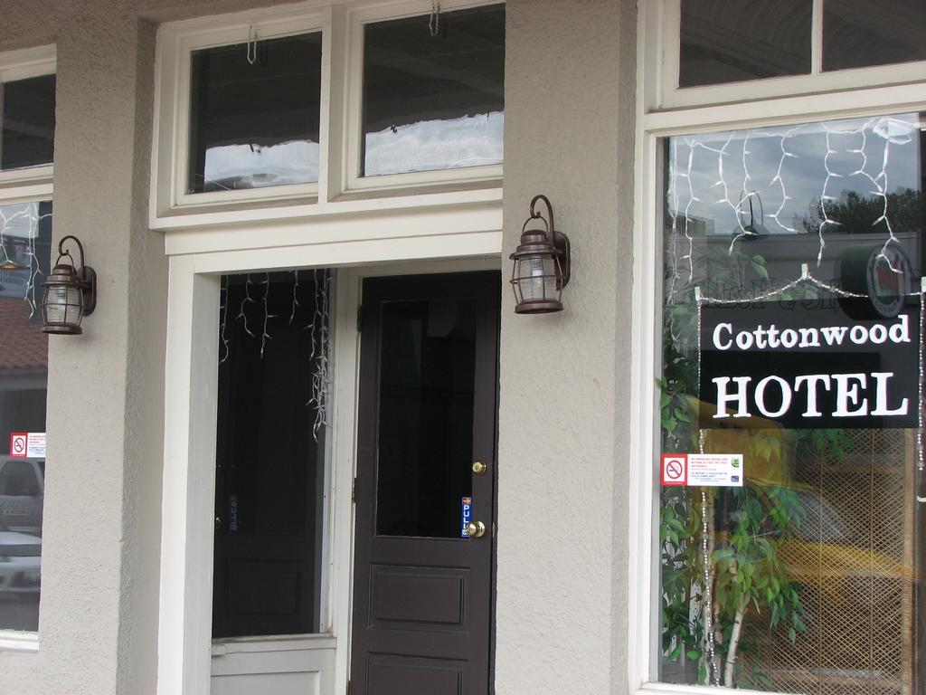 Cottonwood Hotel Eksteriør bilde