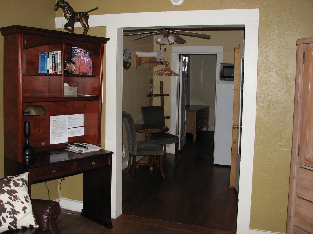 Cottonwood Hotel Rom bilde