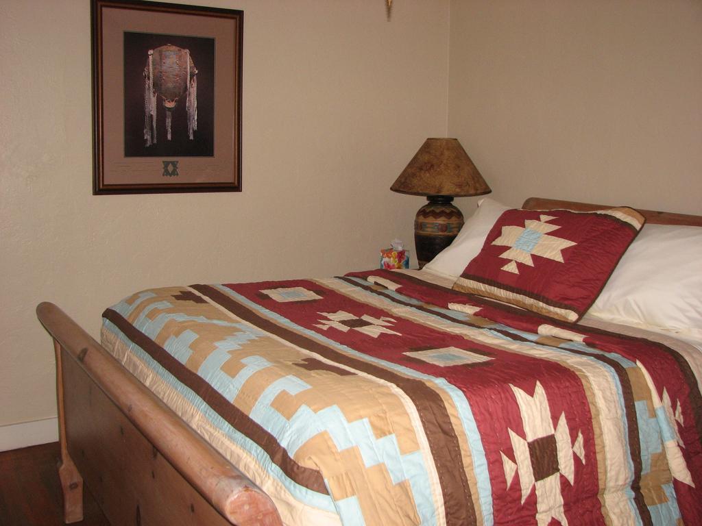 Cottonwood Hotel Rom bilde